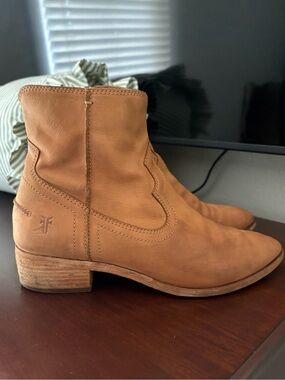 Frye Cognac suede Short Western Ankle Boots